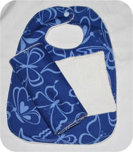 Load image into Gallery viewer, Baby Bib Gift Set
