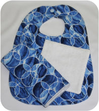 Load image into Gallery viewer, Baby Bib Gift Set
